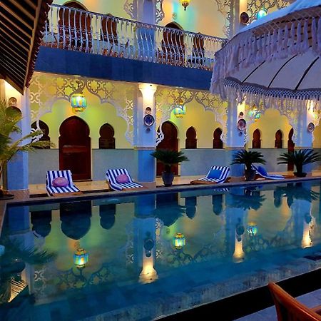 Blue Garden Boutique Hotel Jepara Bagian luar foto