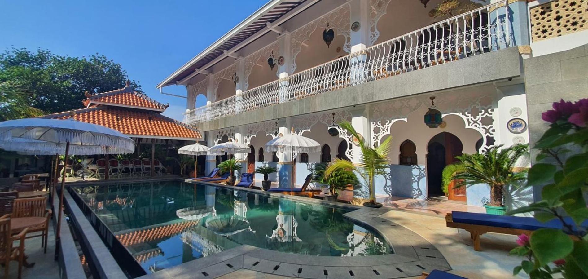 Blue Garden Boutique Hotel Jepara Bagian luar foto